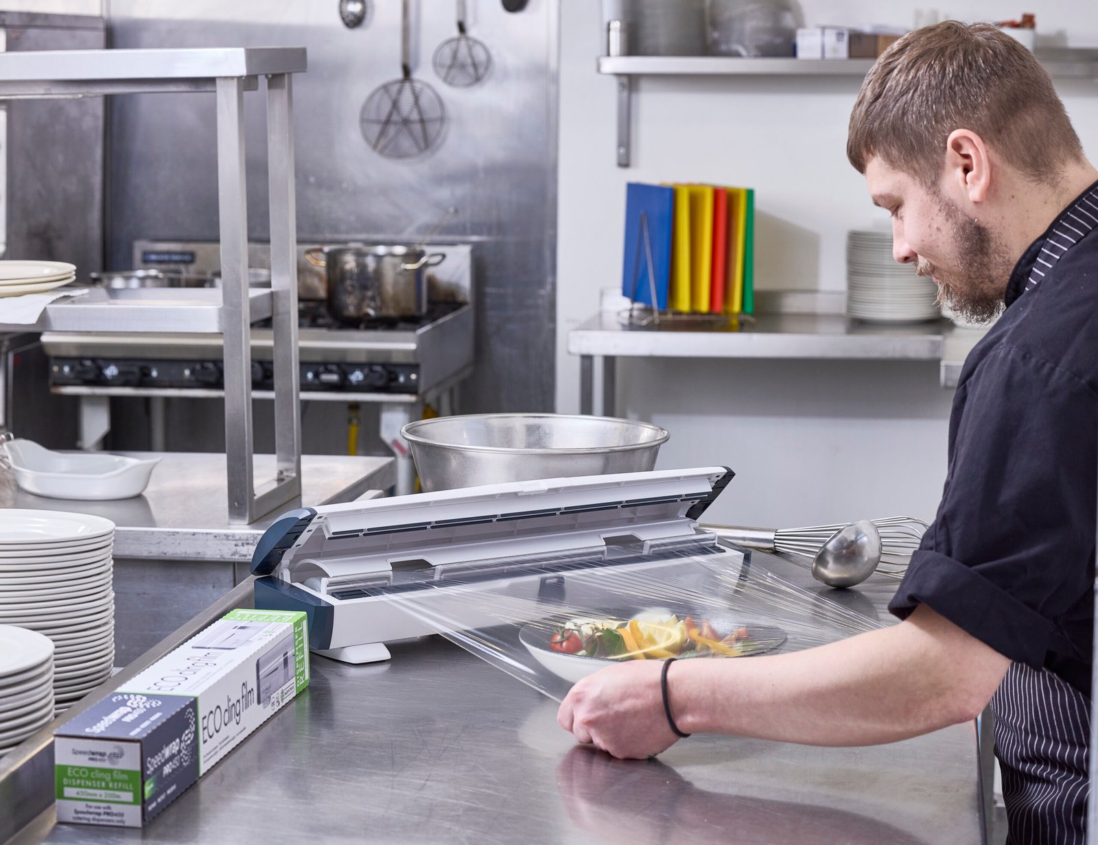 SPEEDWRAP PRO 300 METRES CLING FILM DISPENSER REFILLS PACK OF 3 - Image 3